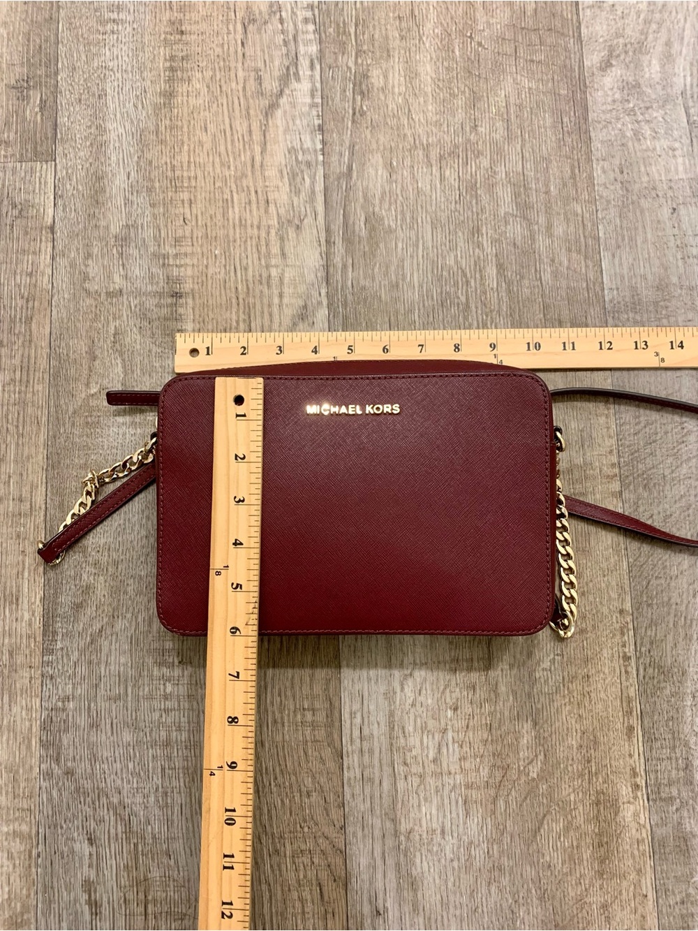 Michael Kors Burgundy Jet Set Saffiano Rectangle Gold Chain Crossbody Bag - Picture 10 of 12